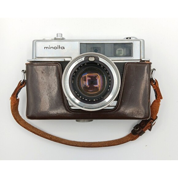 Vintage MINOLTA HI-MATIC 7, 35mm RANGEFINDER CAMERA & Case **Parts/Repair - Picture 1 of 11